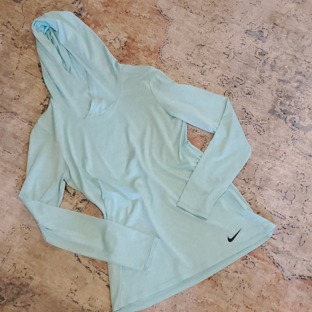 Nike Dri-Fit Hooded Pullover